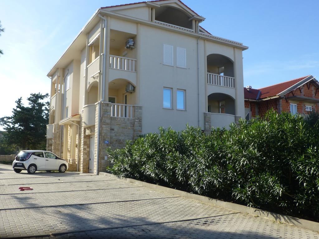 Apartment Adrijana Novalja Εξωτερικό φωτογραφία